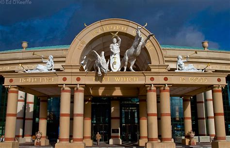 trafford centre entrance.